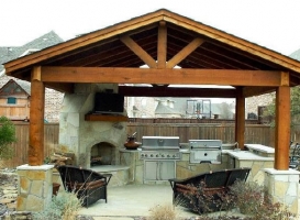 Outdoor Fireplaces/Firepits