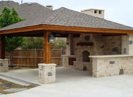 Outdoor Fireplaces/Firepits