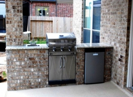 Outdoor Kitchen