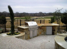 Outdoor Kitchen